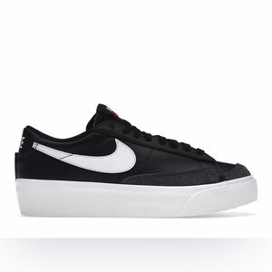 Nike Womens WMNS Blazer Low Platform Black/White - Size 5.5W New With Box
